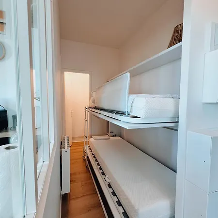 Le Petit Joncal Apartment *